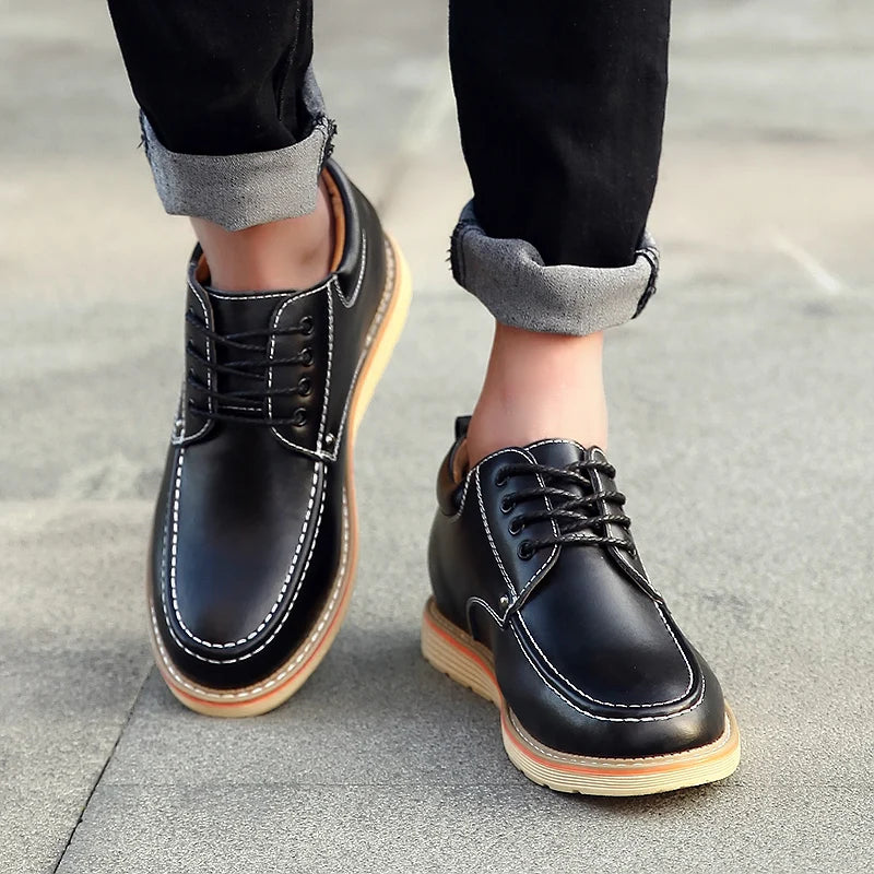 Tênis Masculino em Couro Aumenta Altura - Elevator Business